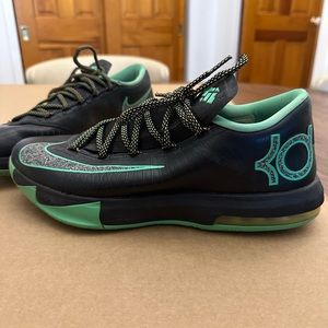 Nike KD 6 'Night Vision’ - US 9 Men.